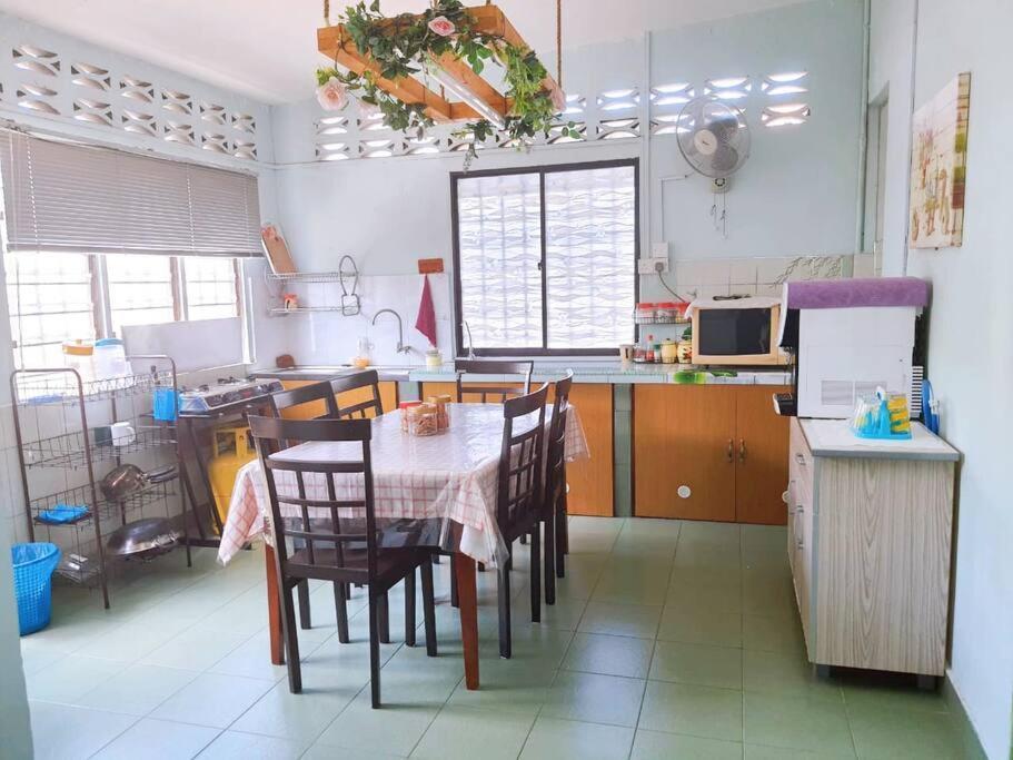 Syukur Homestay Ipoh Eksteriør bilde